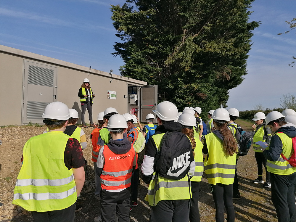 Visite scolaires de la centrale solaire de Grand Marchais - Mazerolles