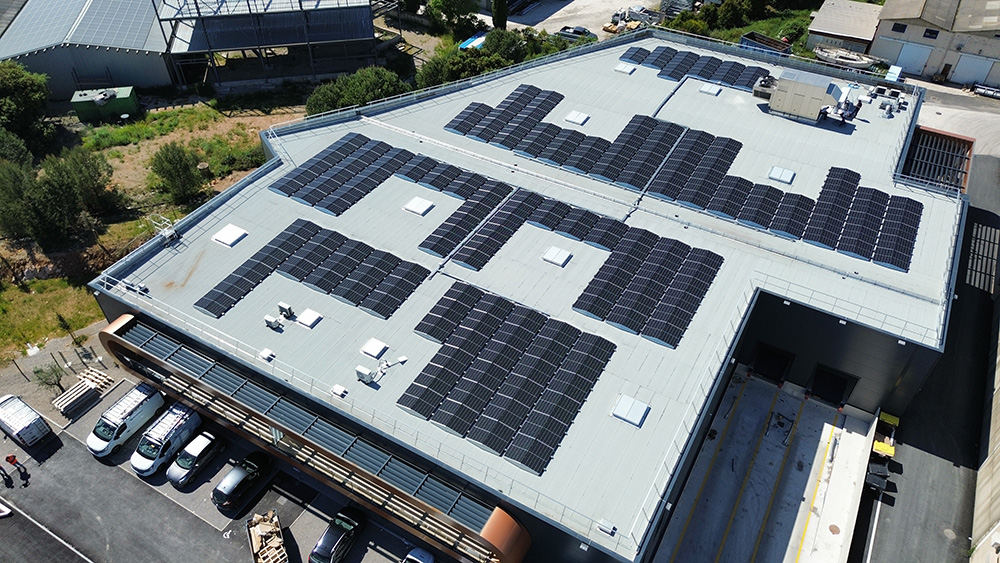 autoconsommation - centrale solaire en toiture de Guru Beer