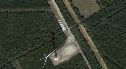 Image montrant l'emprise au sol d'un projet éolien en forêt